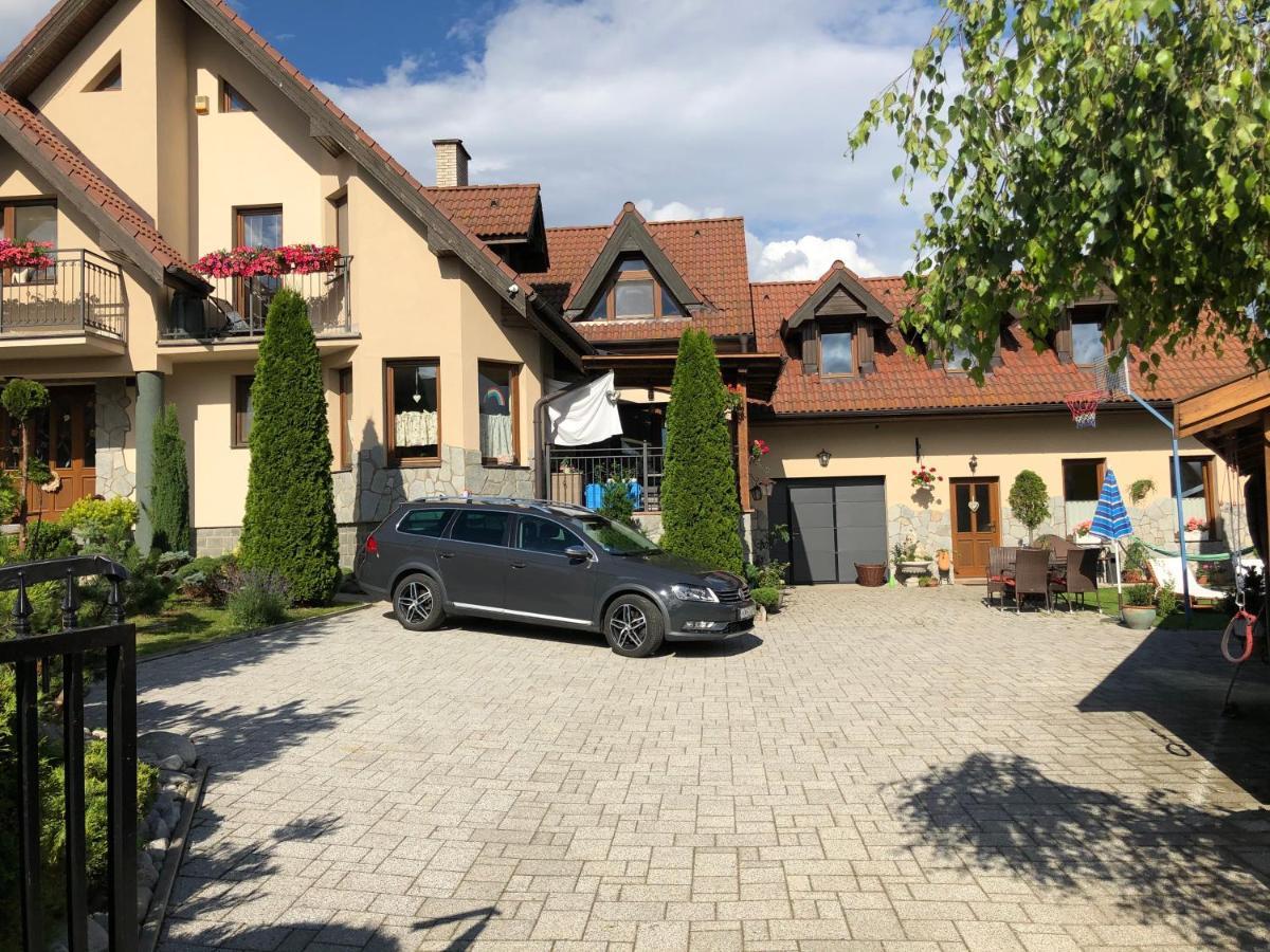 Privat Migac Apartment Vrbov Exterior foto